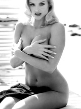 Anna Nicole Smith naked