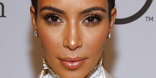 Kim Kardashian big butt - Photo 08