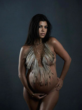 Pregnant Kourtney Kardashian posing NUDE!