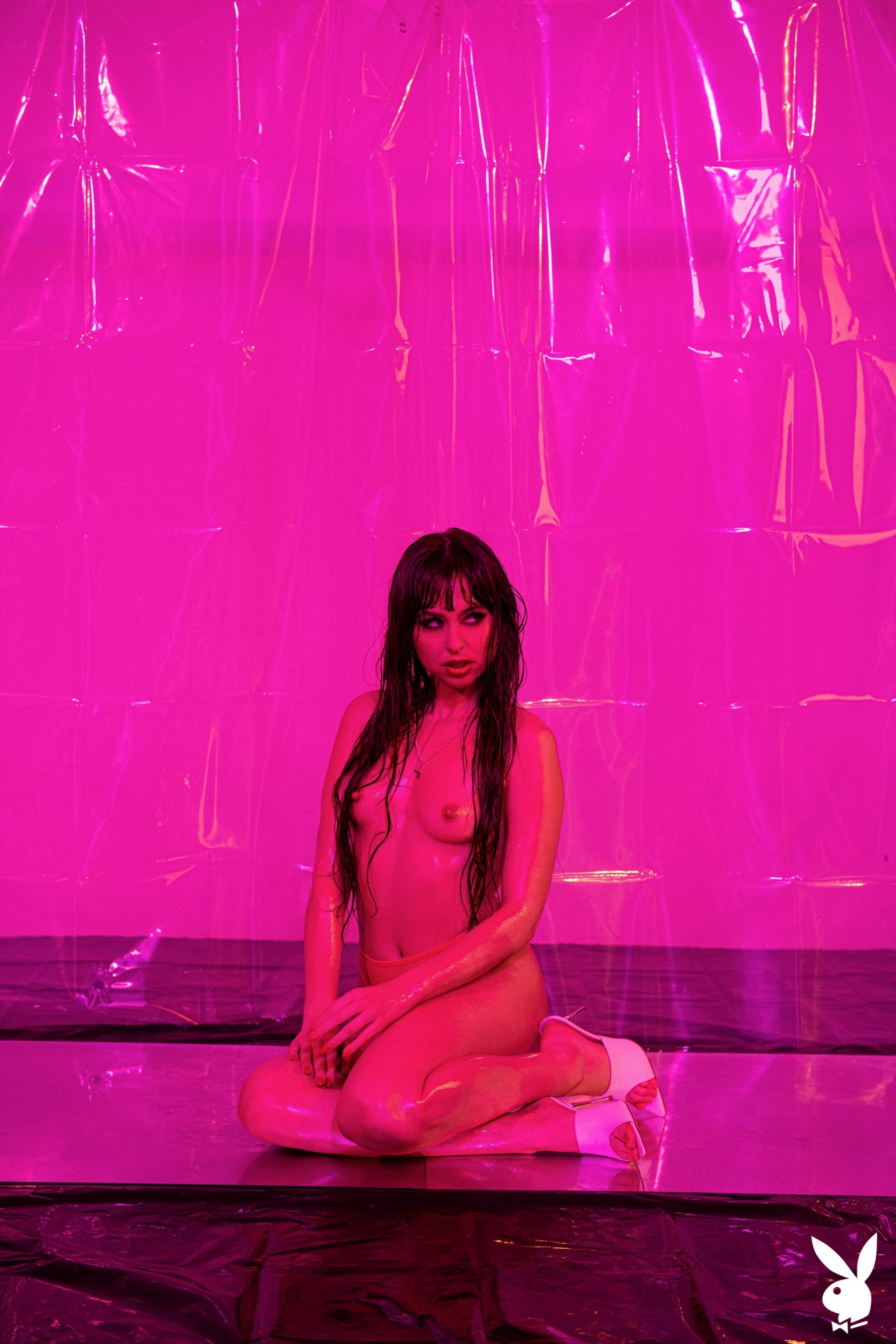 Riley Reid In Ultraviolet Nights - Photo 05