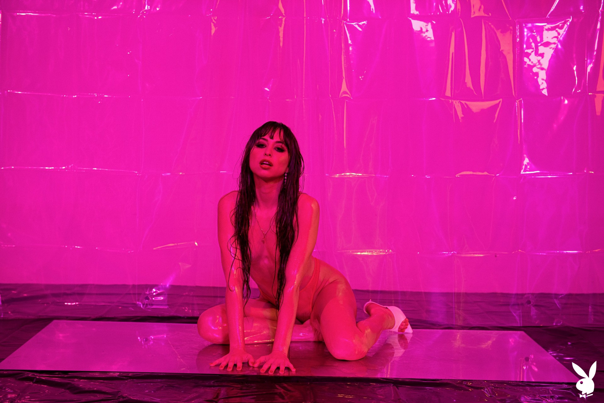 Riley Reid In Ultraviolet Nights - Photo 06
