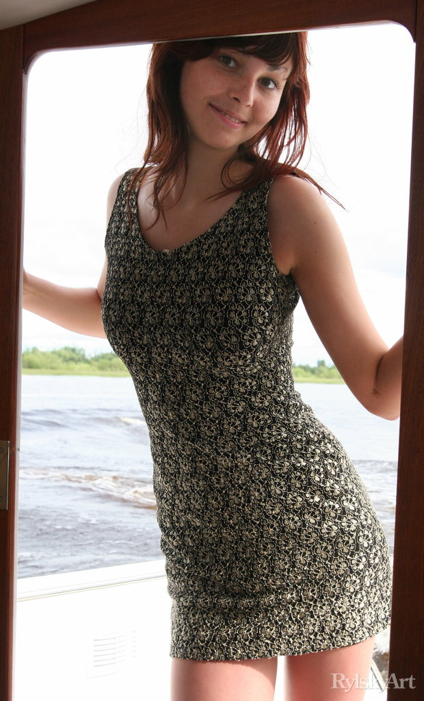 Uliss Baynes In Backstage - Photo 01
