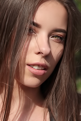 Gorgeous Brunette Chokolady