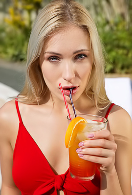 Hot Summer With Angelika Grays