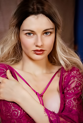 Francesca Rose Expose Her Sexy Ass And Gets Naked