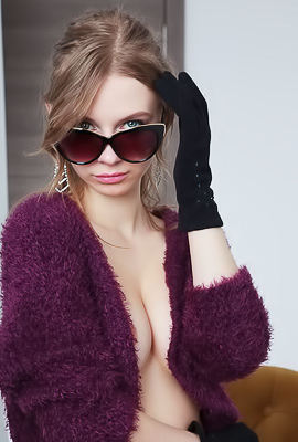 Nasty Young Kitty Siya