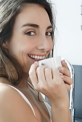 Ana BB Hottest Women Spreads Her Pussy