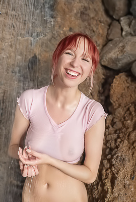 >Lilly Mays Sassy Sweetheart Is Even Hotter When She’s Naked