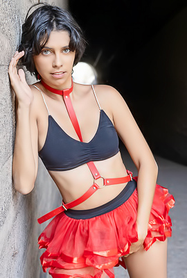 Kensi Perfect Body And Gorgeous Features Captured By Tora