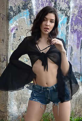 Blanche Stripping Off Tight Jeans Shorts
