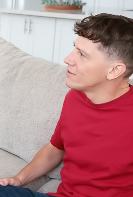 Aria Valencia Bounces Rough On Thick Cock In Bedroom