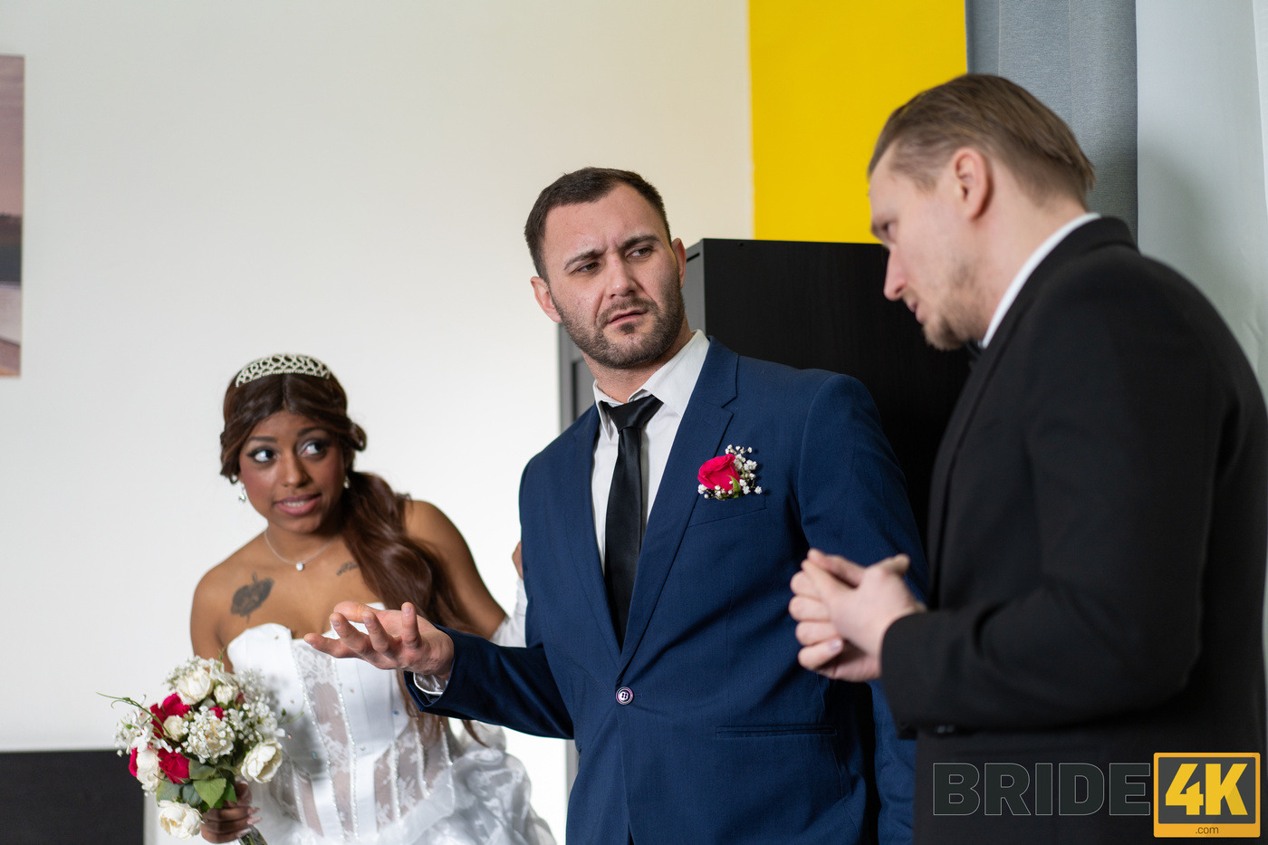Vicky Menage pregnant surprise turns groom into eager bride rider - Photo 07