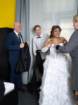 Vicky Menage pregnant surprise turns groom into eager bride rider - Photo 15